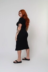 Vestido Botões Midi Tricot Premium Manga Curta