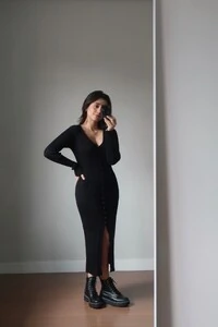 Vestido Manga Longa Botões Midi Tricot
