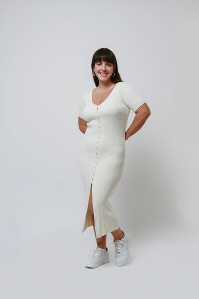 FotoVestido Botões Midi Tricot Premium Manga Curta