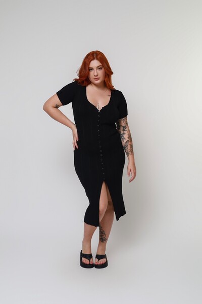 Foto Vestido Botões Midi Tricot Premium Manga Curta