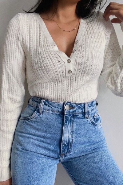Foto Blusa Básica Botões Tricot