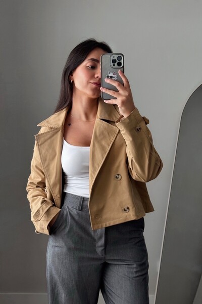 Foto Jaqueta Trench Coat Curta Alfaiataria