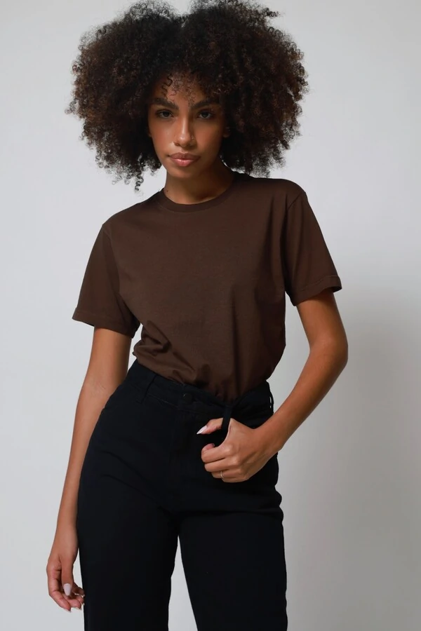 Camiseta Lisa Básica Essencial