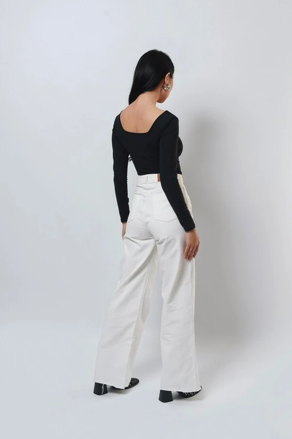 Blusa Poliamida Decote Quadrado Manga Longa