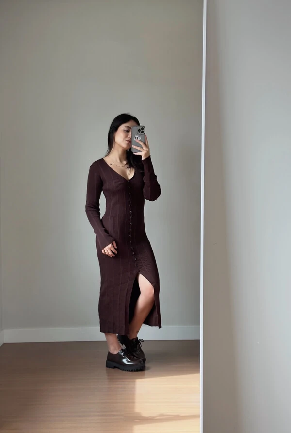 Vestido Manga Longa Botões Midi Tricot
