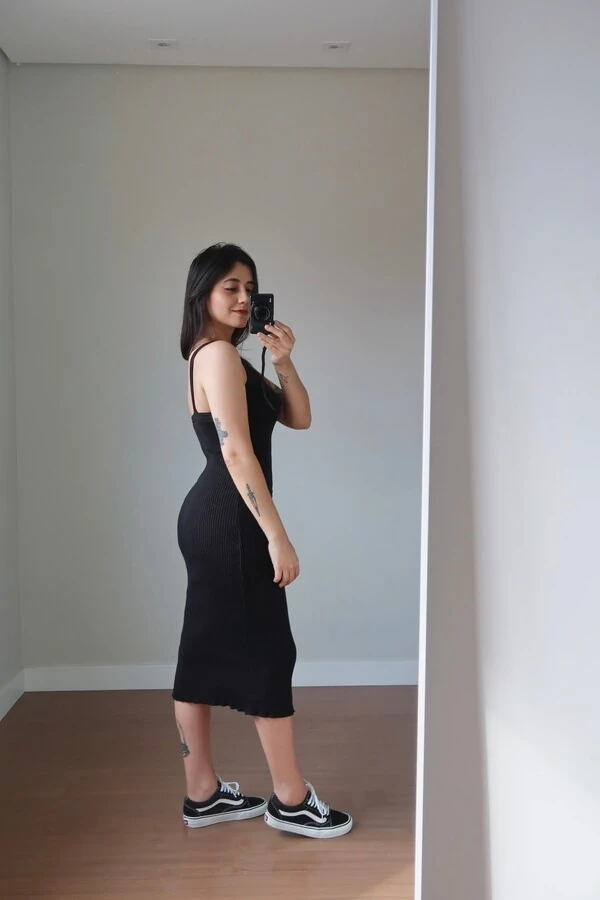 Vestido Alcinha Midi Tricot