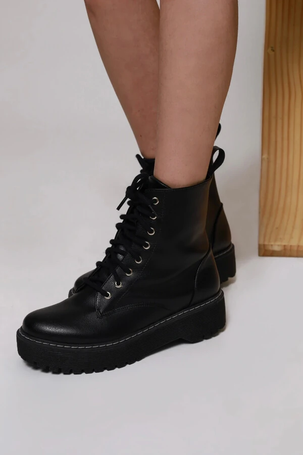 Coturno Plataforma Preto Hayley