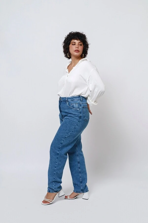 Calça Mom Jeans Fit