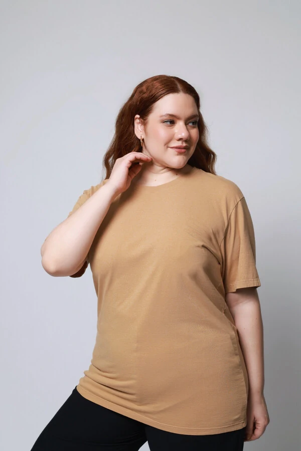 Camiseta Lisa Básica Essencial