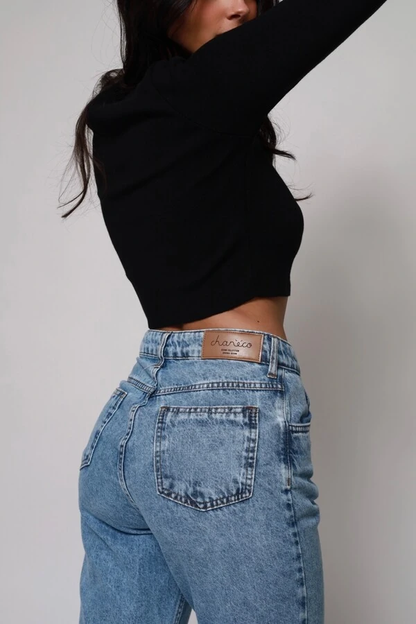 Calça Mom Jeans Fit