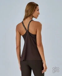 Regata Com Elástico Alto Giro Em V