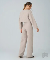 Calça Reta Canelada Confy Alto Giro