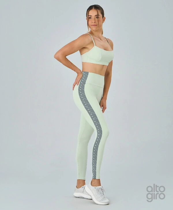 Legging Recorte Lateral Alto Giro