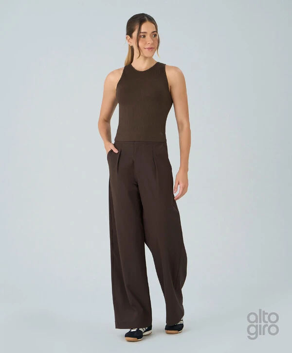 Calça Alto Giro com bolsos