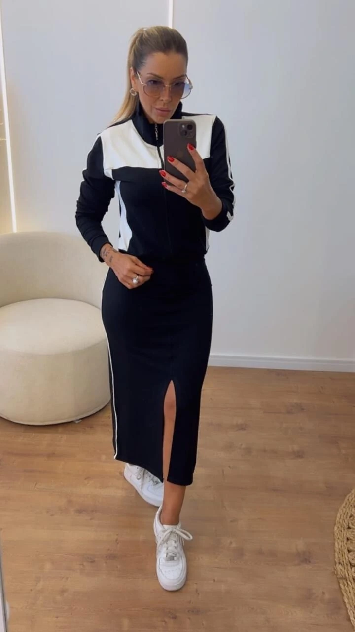 FotoConjunto Vestido com Jaqueta e Detalhe em Viés | Elegância Esportiva Feminina