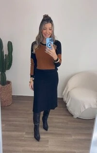 Conjunto Leidi em Moletinho – Blusa Manga Longa e Saia Midi Confortável e Elegante