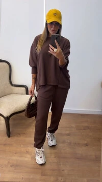 Conjunto Style Feminino em Malha Canelada de Algodão – Blusa Ampla e Calça Confortável