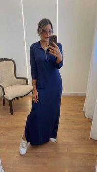 Vestido Marlene Longo Manga Longa em Viscolycra com Fenda – Conforto e Elegância