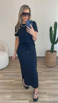 Conjunto Adriana Feminino em Moletinho com Saia Midi e Fendas