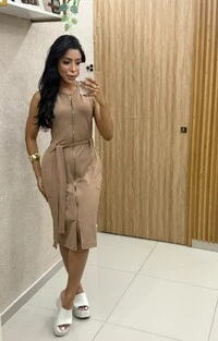 Vestido Sara Midi Feminino em Moletinho com Zíper Frontal e Cinto