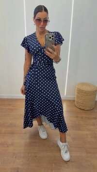 Vestido Midi Transpassado Poá com Amarração
