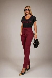 Conjunto Vogue Feminino com Blusa em Viscolycra e Calça Moletom