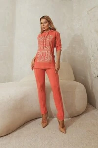 Conjunto Moletinho com Capuz – Look Confortável, Moderno e Elegante Feminino