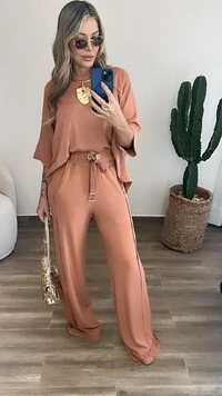 Conjunto Dora
