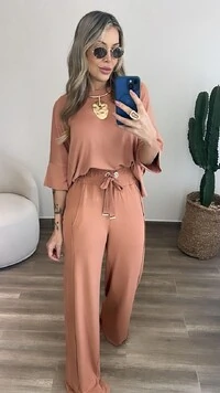 Conjunto Dora