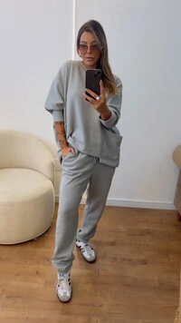 Conjunto Style Feminino em Malha Canelada de Algodão – Blusa Ampla e Calça Confortável