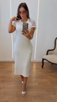 Vestido Mayla Midi com Manga em Arrastão