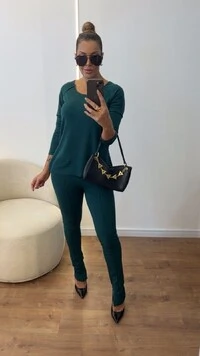 Conjunto Isa em Moletinho Feminino Confortável e Moderno