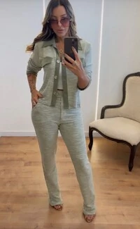 Conjunto Moletinho Aspen 2 Peças – Estilo Casual Chic e Conforto Premium