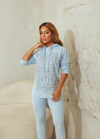 Conjunto Moletinho com Capuz – Look Confortável, Moderno e Elegante Feminino