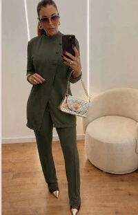 Conjunto Feminino Luara em Lanzinha de Tricô | Elegância e Conforto