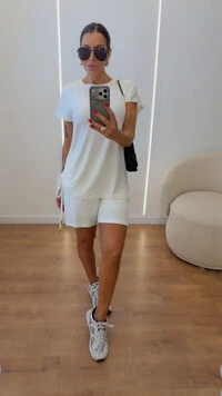 Conjunto Leticia em Viscolycra Premium com Blusa Ajustável e Shorts