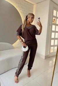 Conjunto Maria Dondoca em Moletinho com Brilho