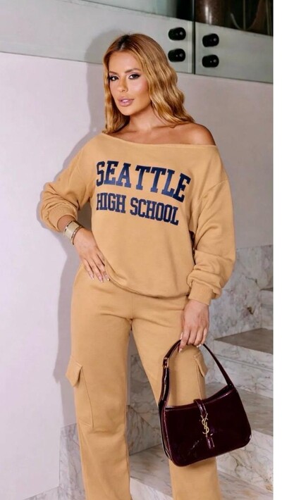 Foto Conjunto High School Maria Dondoca em Moletom – Look Streetwear Elegante e Confortável