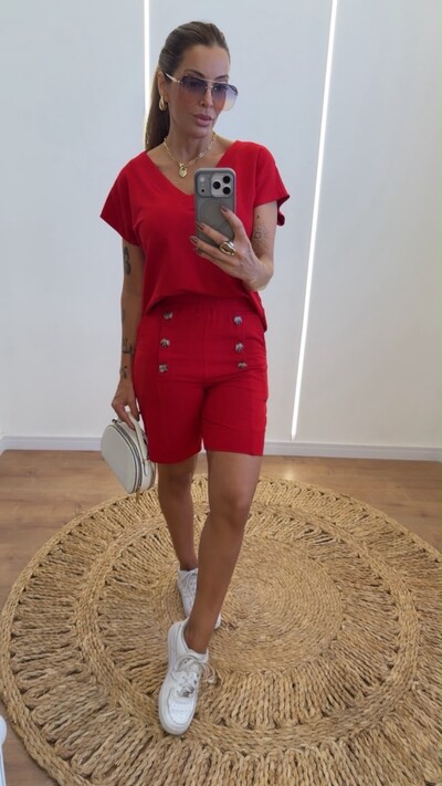 Foto Conjunto Feminino Valentina com Blusa Decote V e Shorts