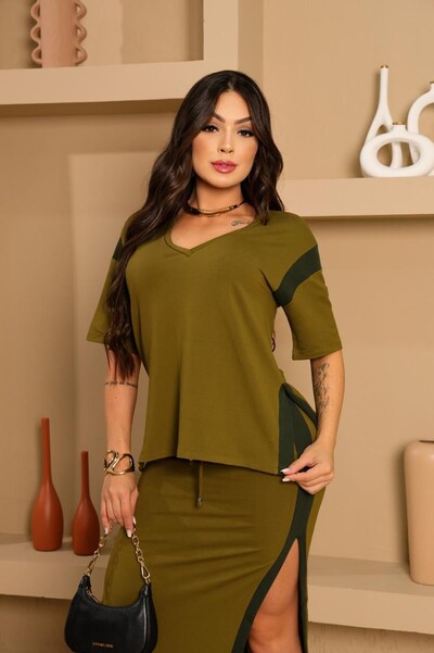 FotoConjunto Saia e Blusa Maria Dondoca