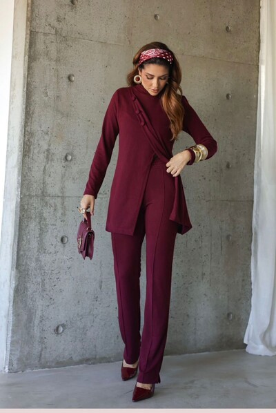 Foto Conjunto Feminino Luara em Lanzinha de Tricô | Elegância e Conforto
