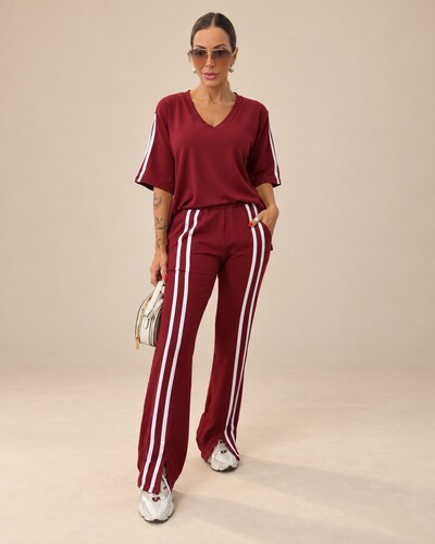 Foto Conjunto Maya Feminino em Moletinho Premium com Decote V e Calça Flare