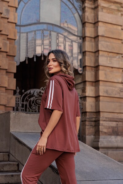 Foto Conjunto Maya em Moletinho com Capuz e Calça Flare Sport | Conforto e Elegância