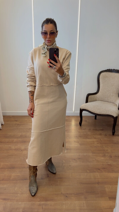 FotoVestido Veronica em Moletom - Modelo amplo