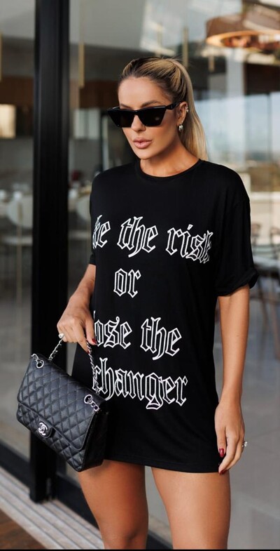 Foto T-shirt Long Lose Maria Dondoca com Bordado