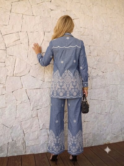 Foto Conjunto Feminino em Liocel com Bordado em Lesie