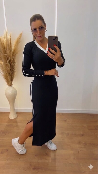 Foto Vestido Aspen em Moletinho Midi com Detalhes Contrastantes