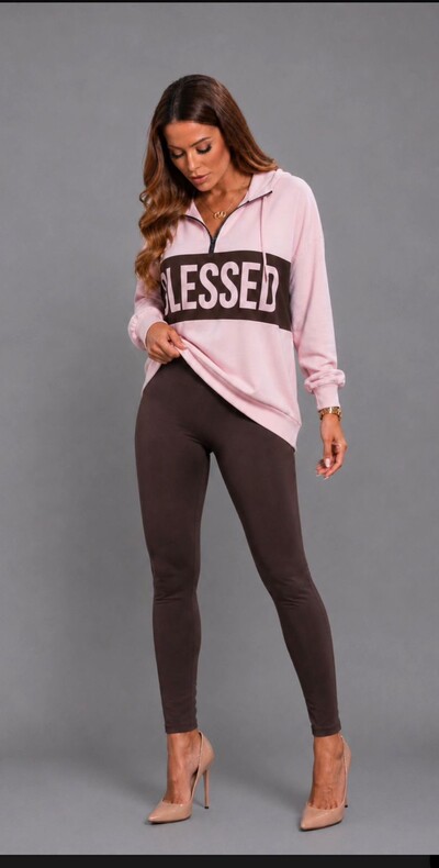 Foto Conjunto Blessed Feminino com Legging Prada e Blusa em Moletinho