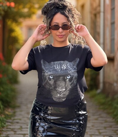 Foto T-shirt Onça Maria Dondoca