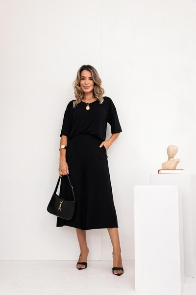 Foto Conjunto Málaga em Viscolycra Premium Feminino – Blusa Ampla e Pantacourt